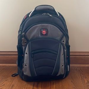 Swissgear Wenger Synergy Backpack NWOT